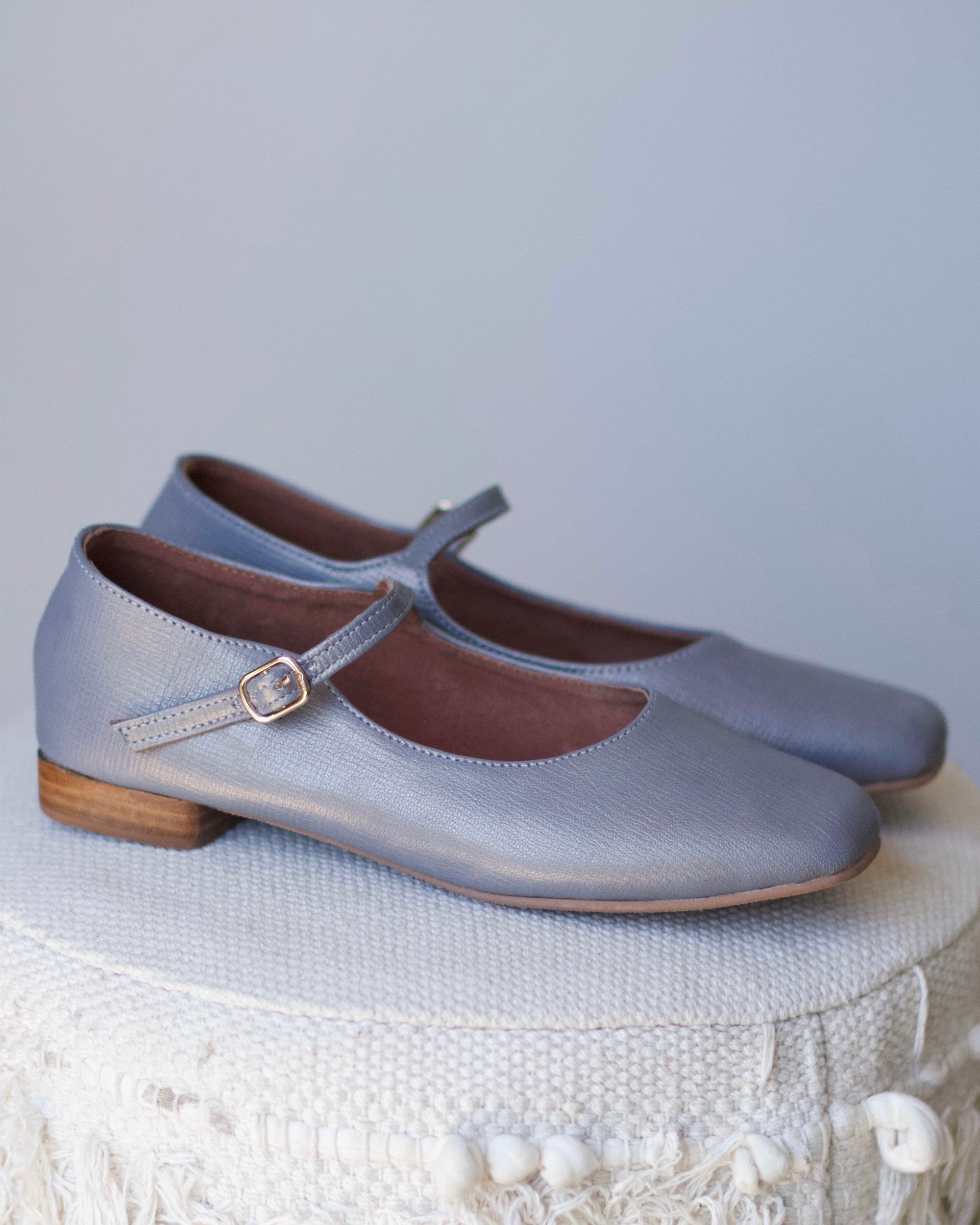 Bianca, Stone Gray - MALZEC