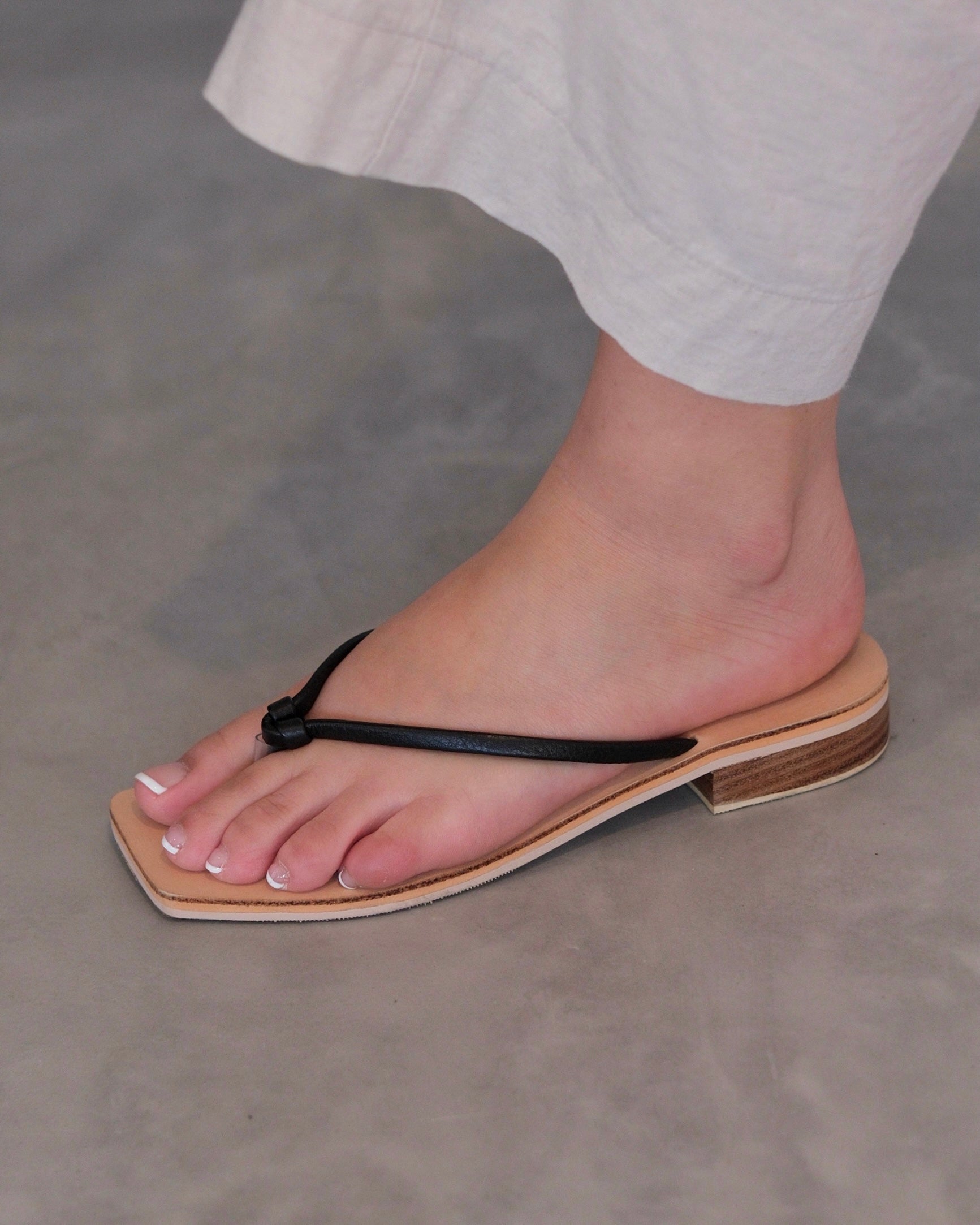 Claire, Black - MALZEC