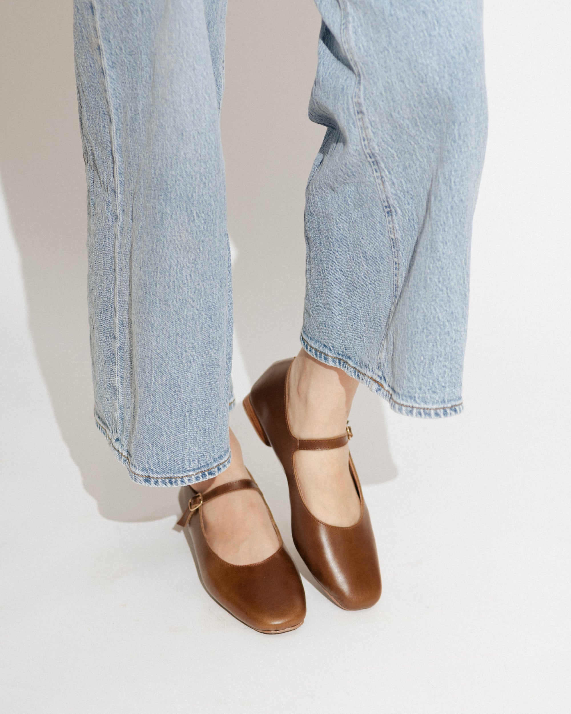 Bianca, Chocolate Brown - MALZEC