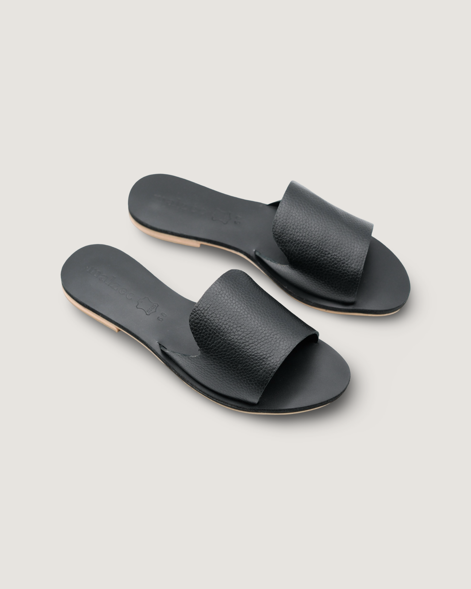 Anna, Black - MALZEC