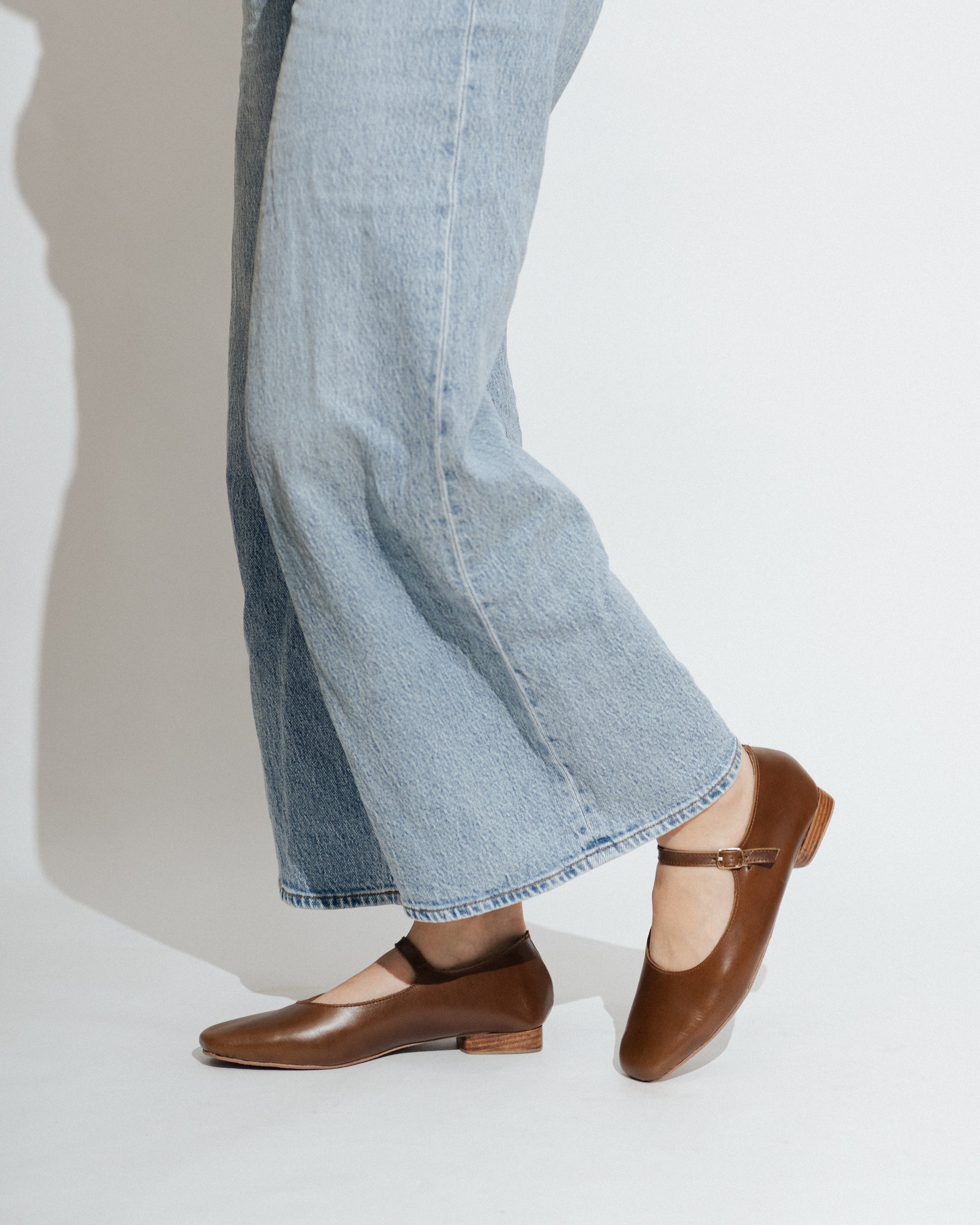 Bianca, Chocolate Brown - MALZEC