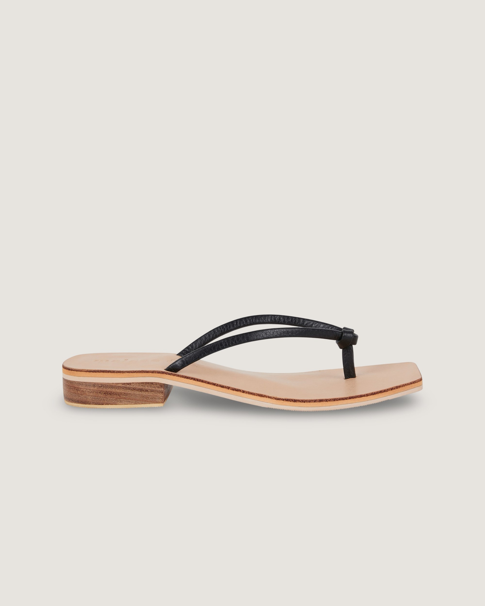 Claire, Black - MALZEC