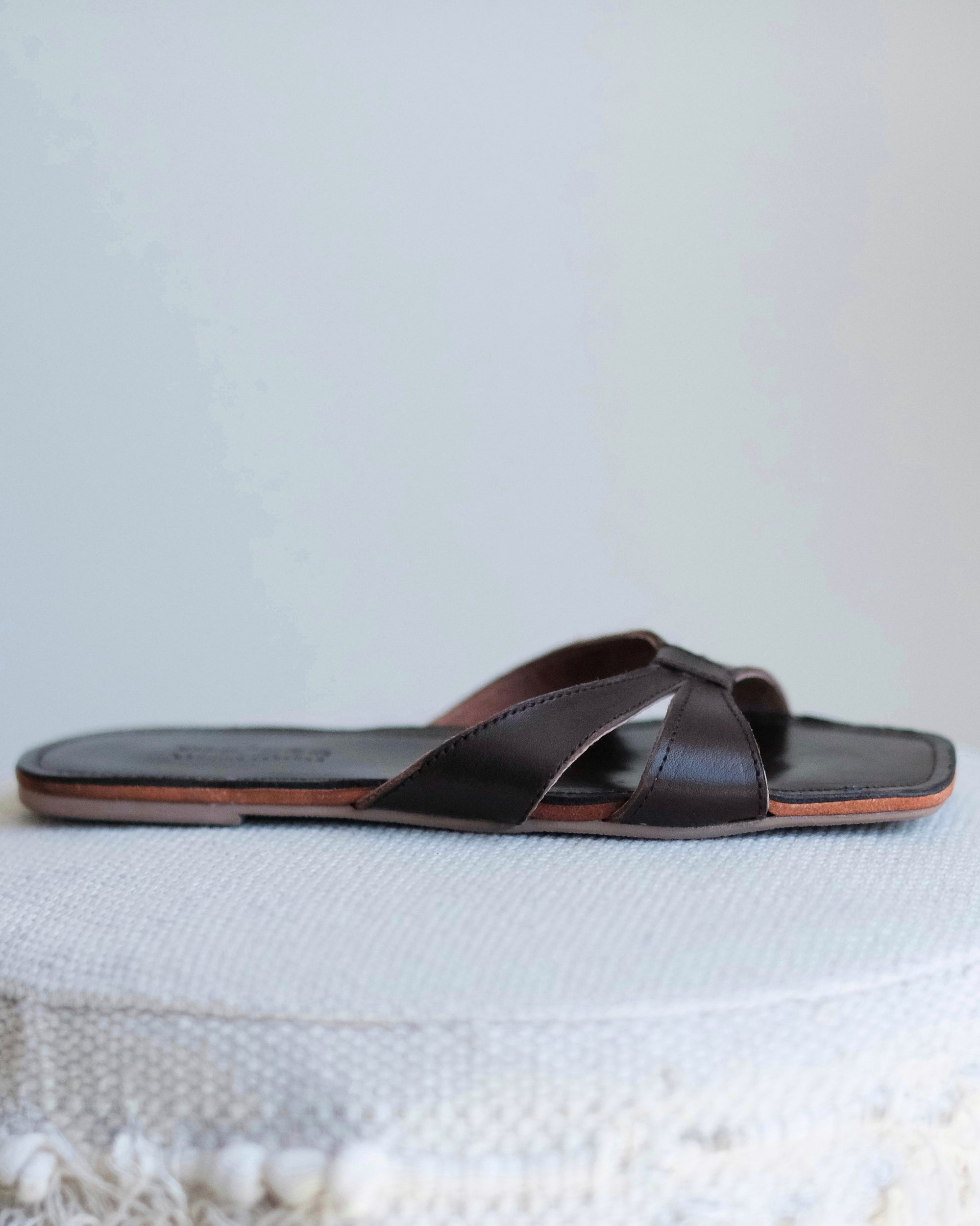 Mari, Dark Brown - MALZEC