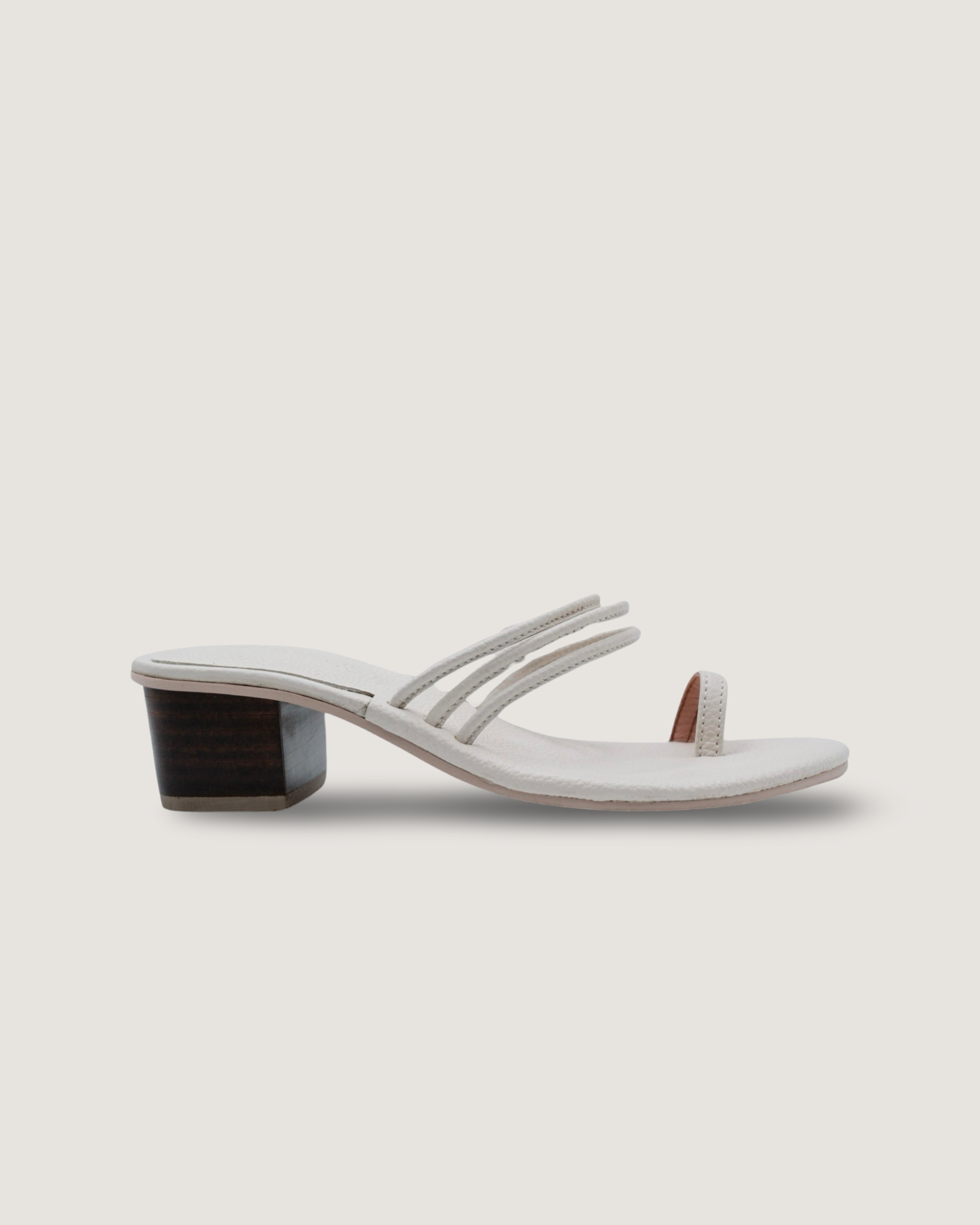 Agnes, Ivory - MALZEC