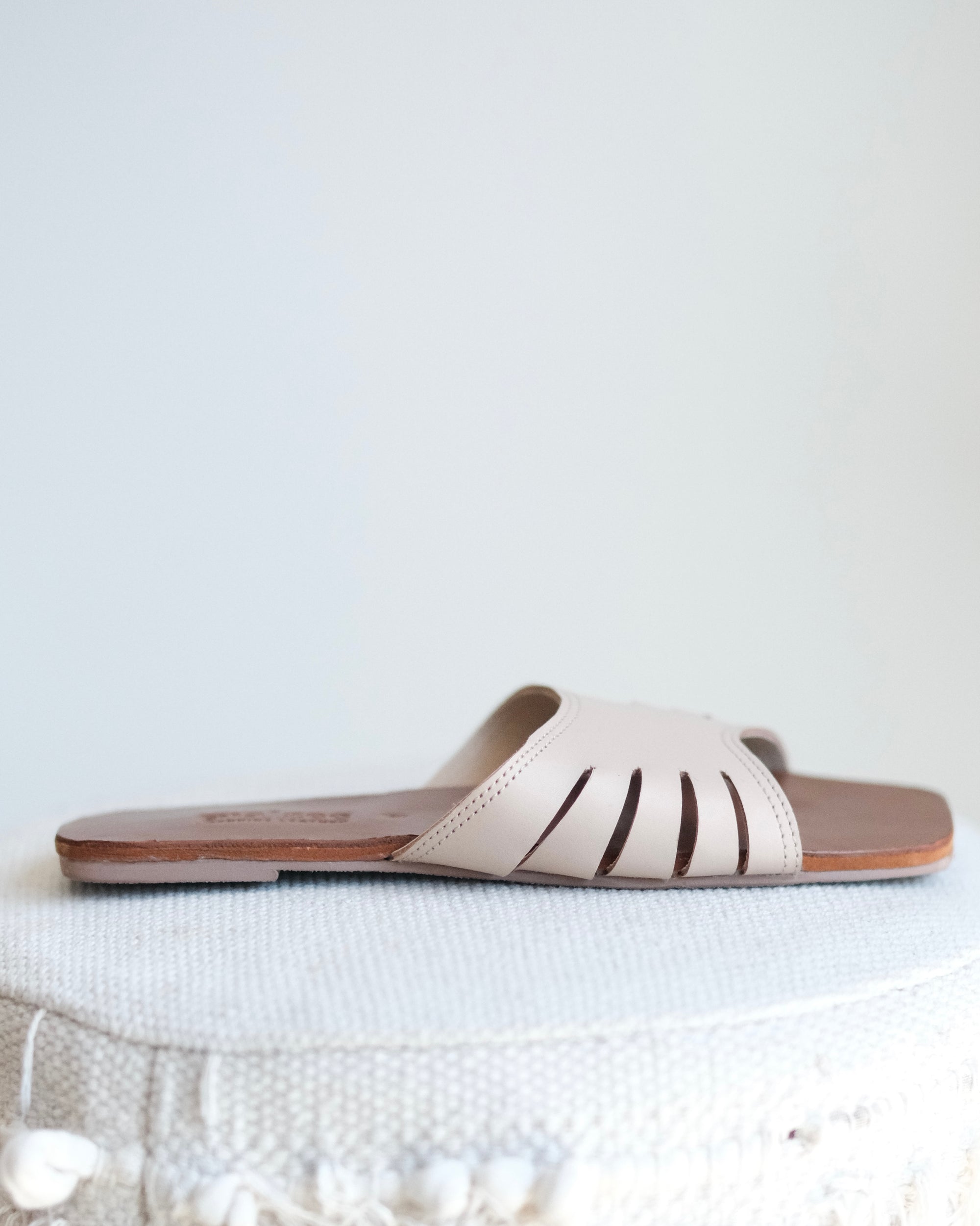 Lina, Beige - MALZEC